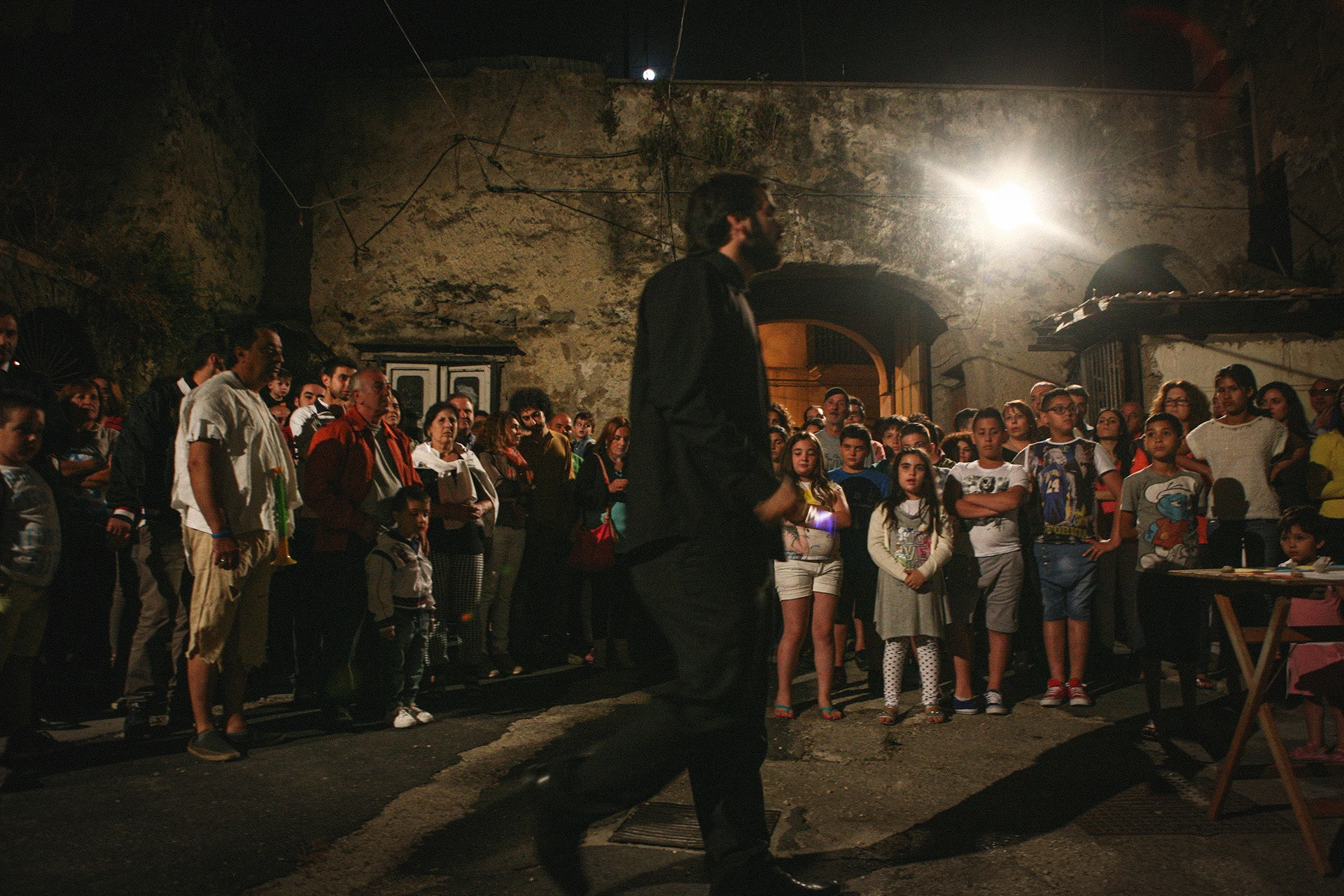 Cavaedium arte e teatro nei cortili Sant'Arpino con l'attore Massimo Andrei