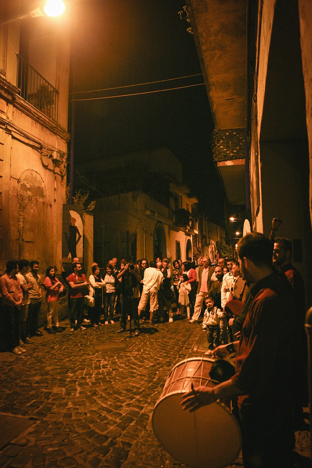 Cavaedium arte e teatro nei cortili Sant'Arpino con l'attore Massimo Andrei