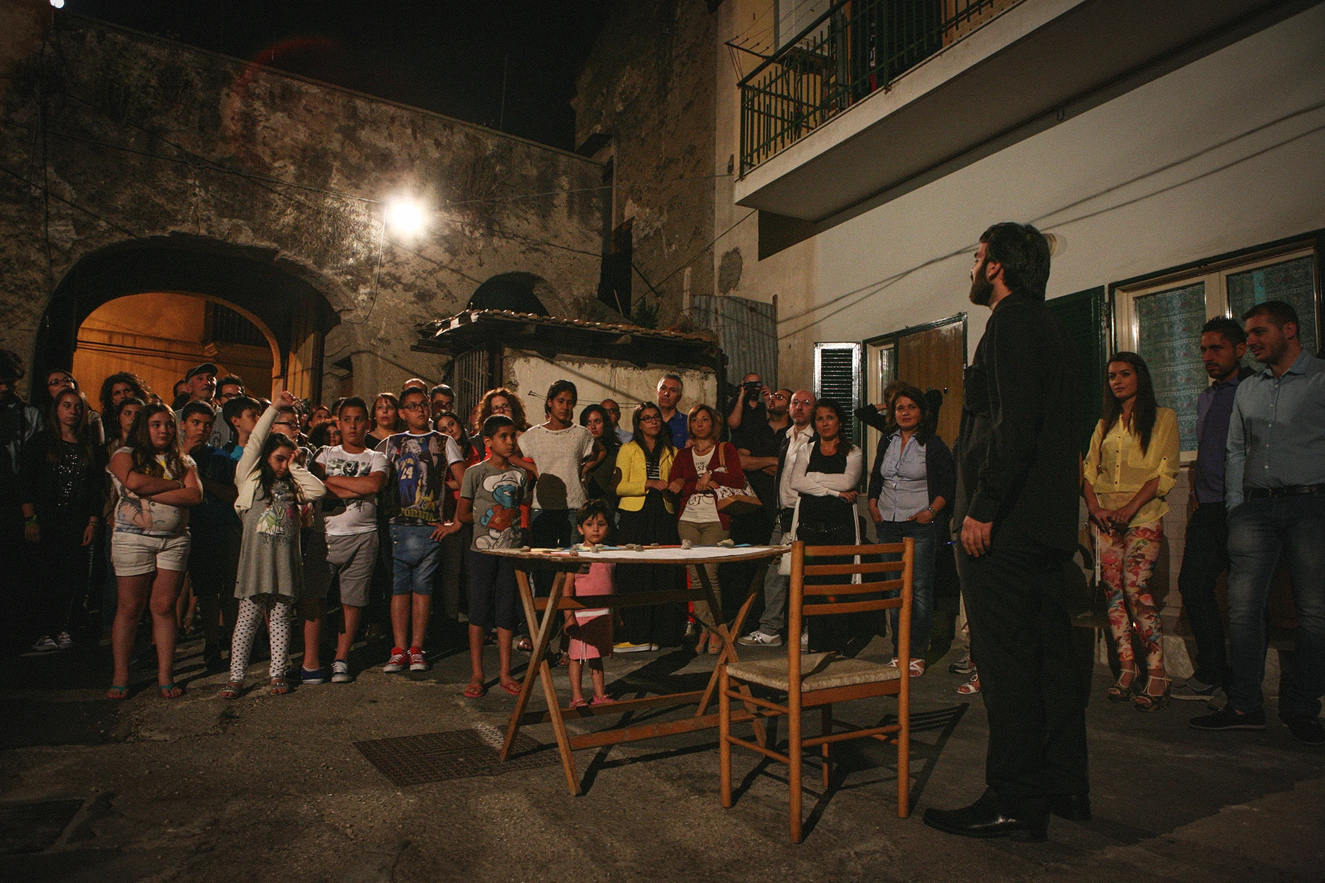 Cavaedium arte e teatro nei cortili Sant'Arpino con l'attore Massimo Andrei