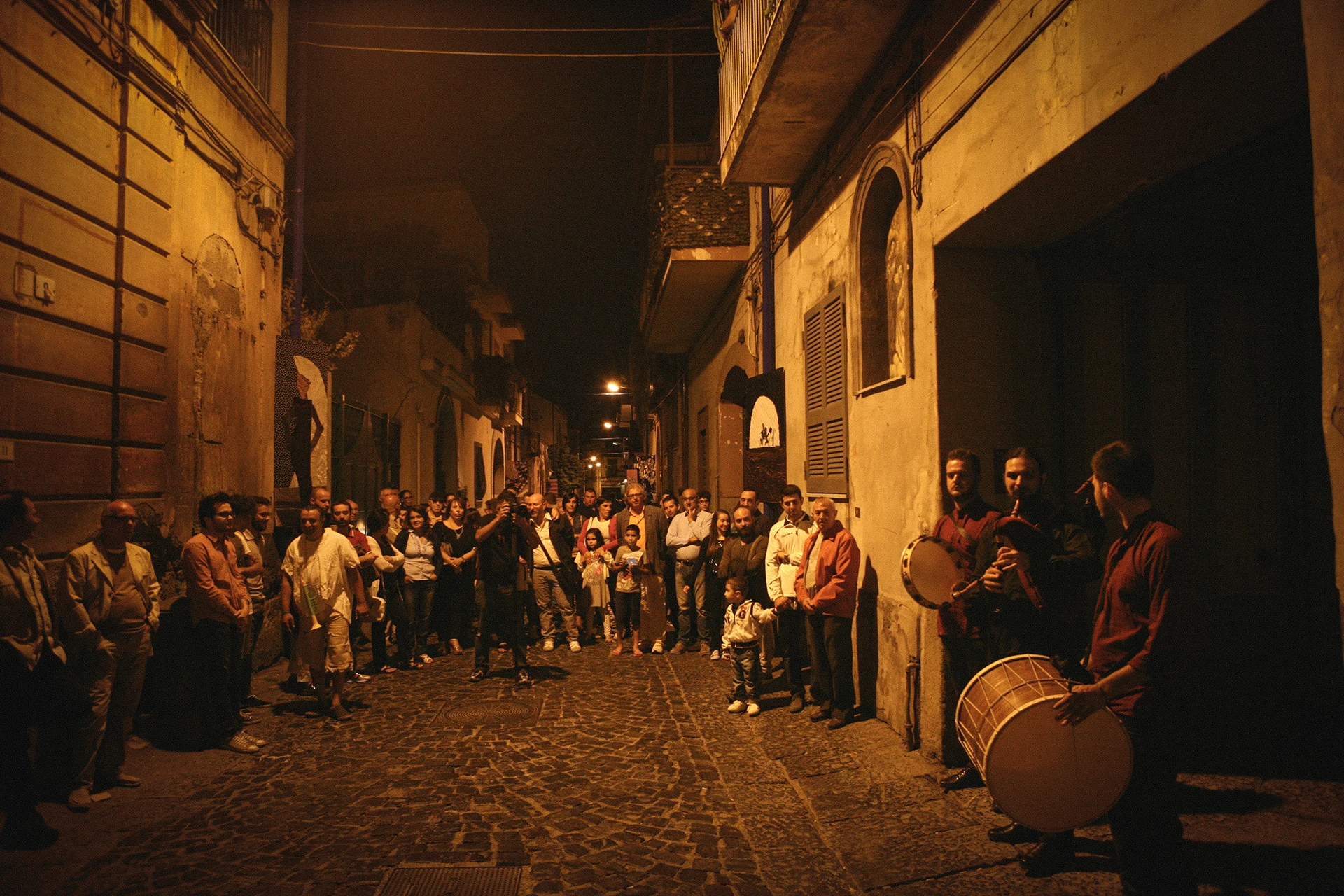 Cavaedium arte e teatro nei cortili Sant'Arpino con l'attore Massimo Andrei