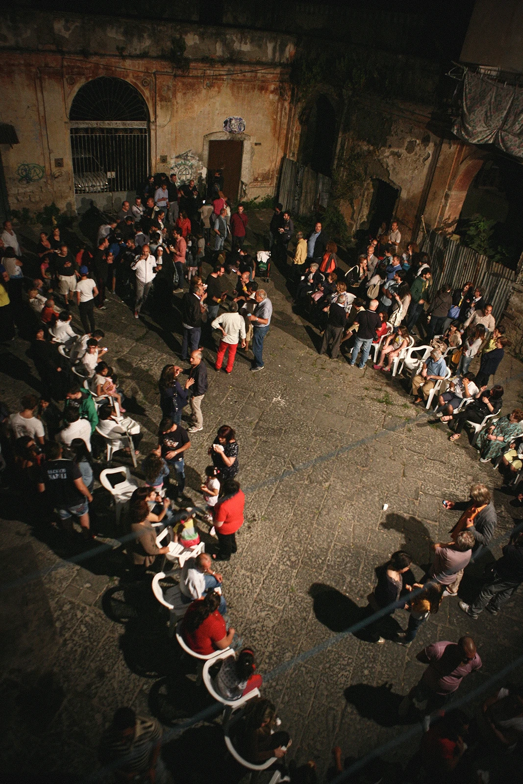 Cavaedium arte e teatro nei cortili Sant'Arpino con l'attore Massimo Andrei